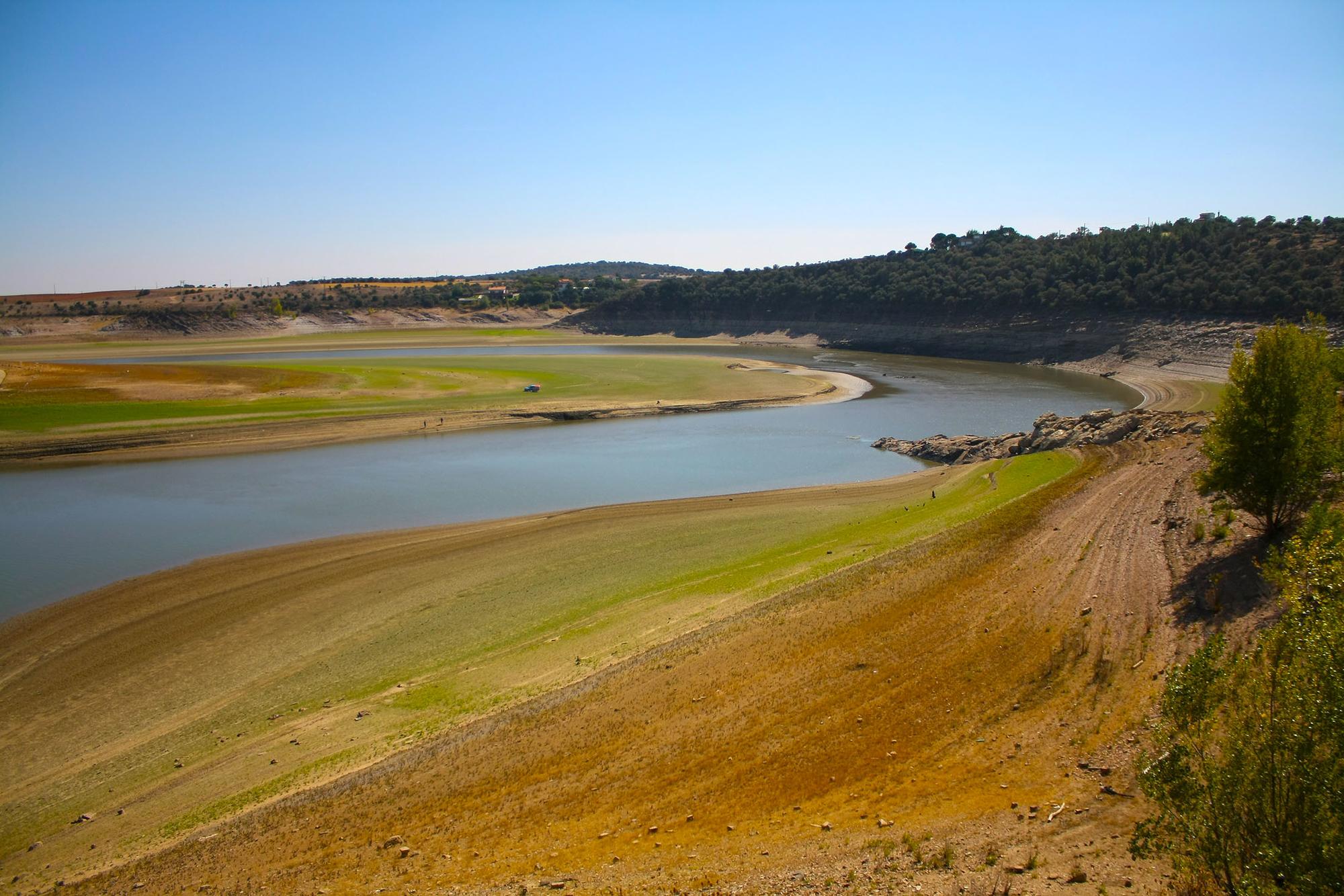 Río Esla Embalse de Ricobayo